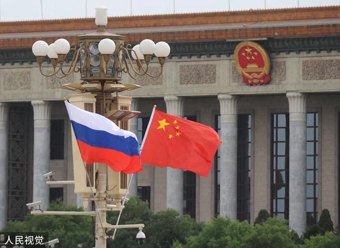 中国国旗vs俄罗斯的相关图片