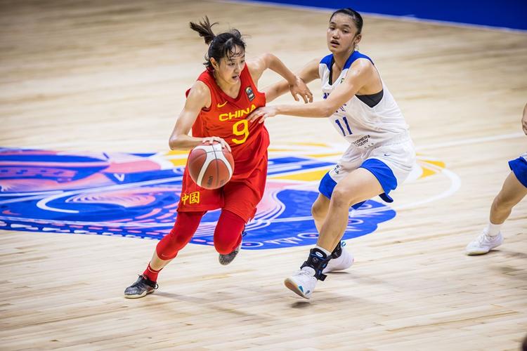 中国女篮vs朴阿津的相关图片